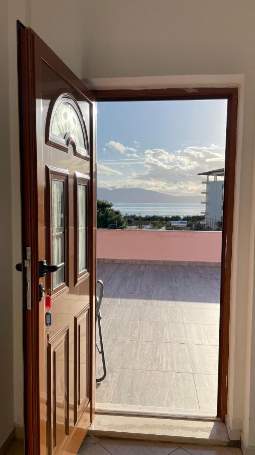 Vila Osmenaj Rent Room Or Apartment วญอเรอ ภายนอก รูปภาพ