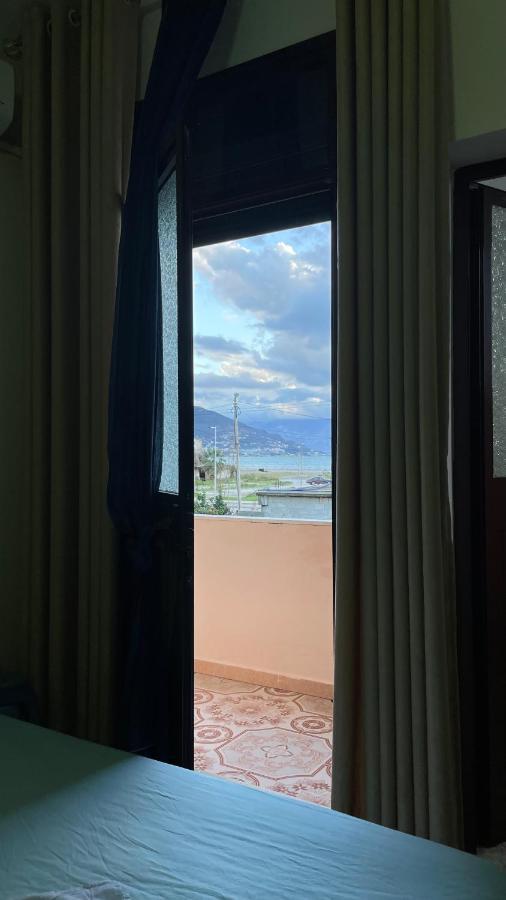 Vila Osmenaj Rent Room Or Apartment วญอเรอ ภายนอก รูปภาพ